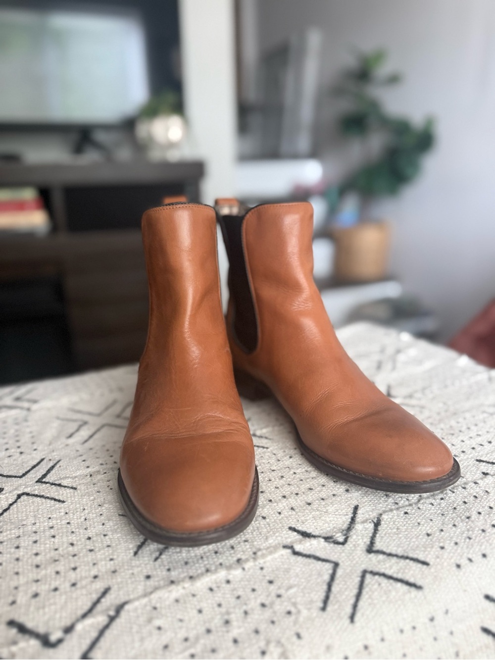 Talbots Tan Leather Chelsea Ankle Boots